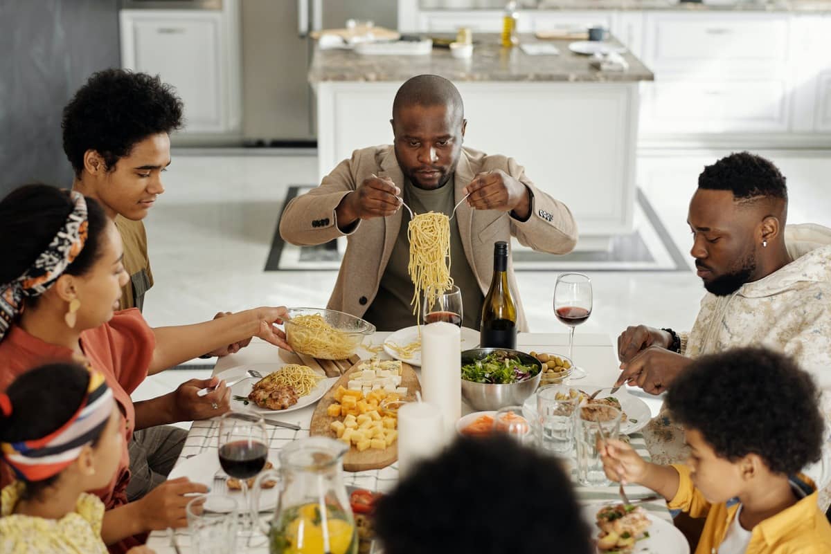 Why Is Eating Around The Dinner Table Important? - Angel Watch – The Angel Watch Company