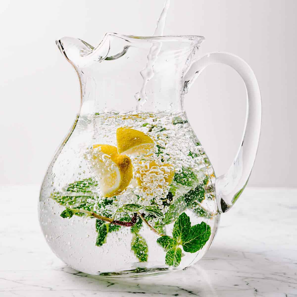 Lemon mint infused water