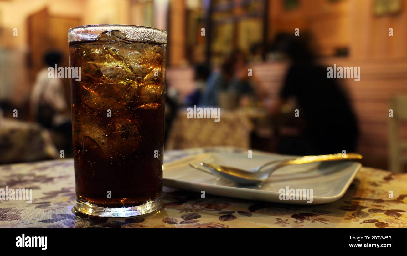 كولا