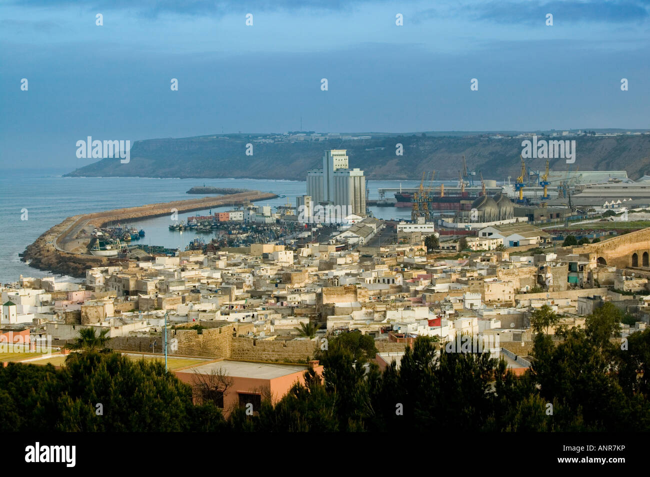 Vue panoramique de Safi et son port sur la côte atlantique marocaine