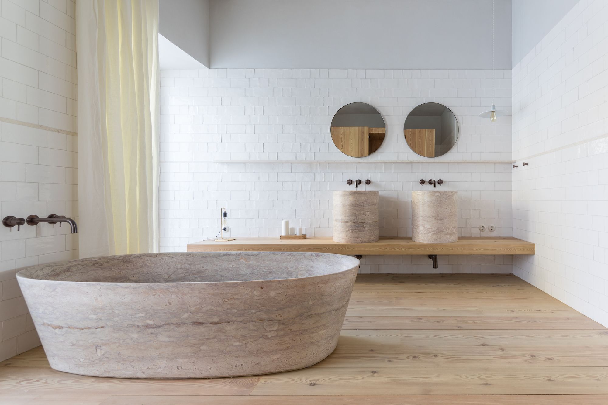 Luxury Bathroom After Professional Cleaning