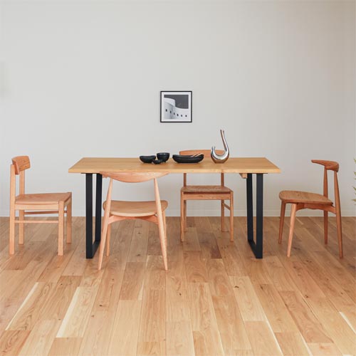 Elys实木餐桌 - 主图