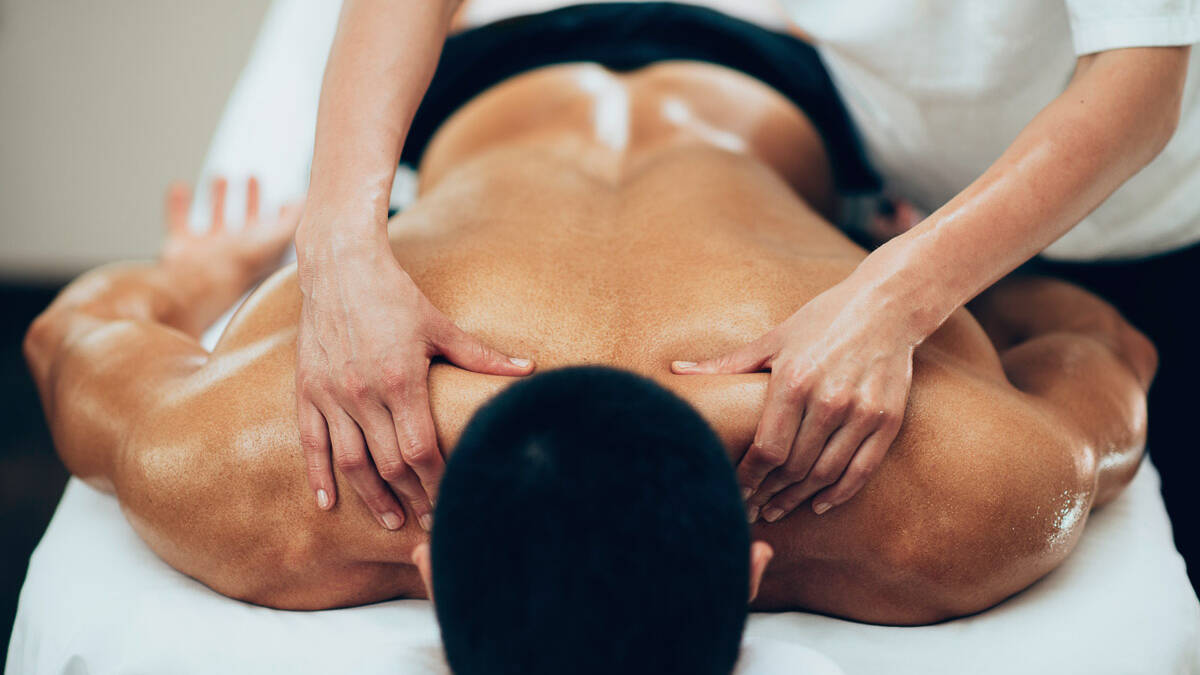 Séance de cupping sportif à Genève pour athlète