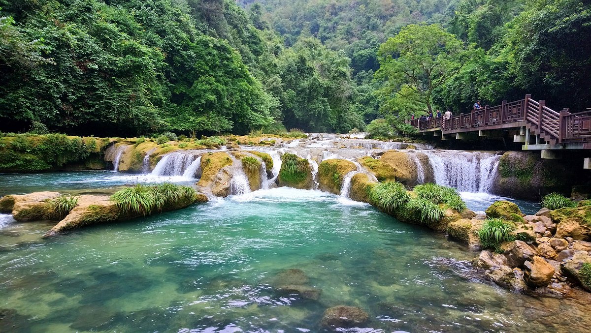 荔波小七孔景区风光
