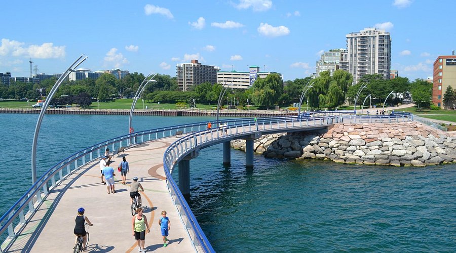 LaSalle Park Burlington waterfront trail