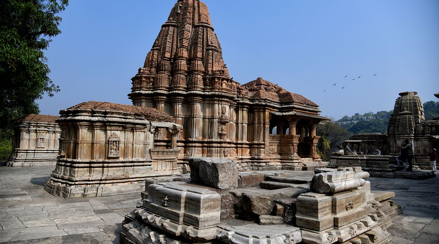Sahasra Bahu Temple Nagda Architecture