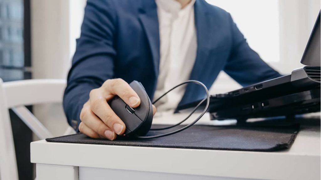 Mouse Ergonomis Kantor