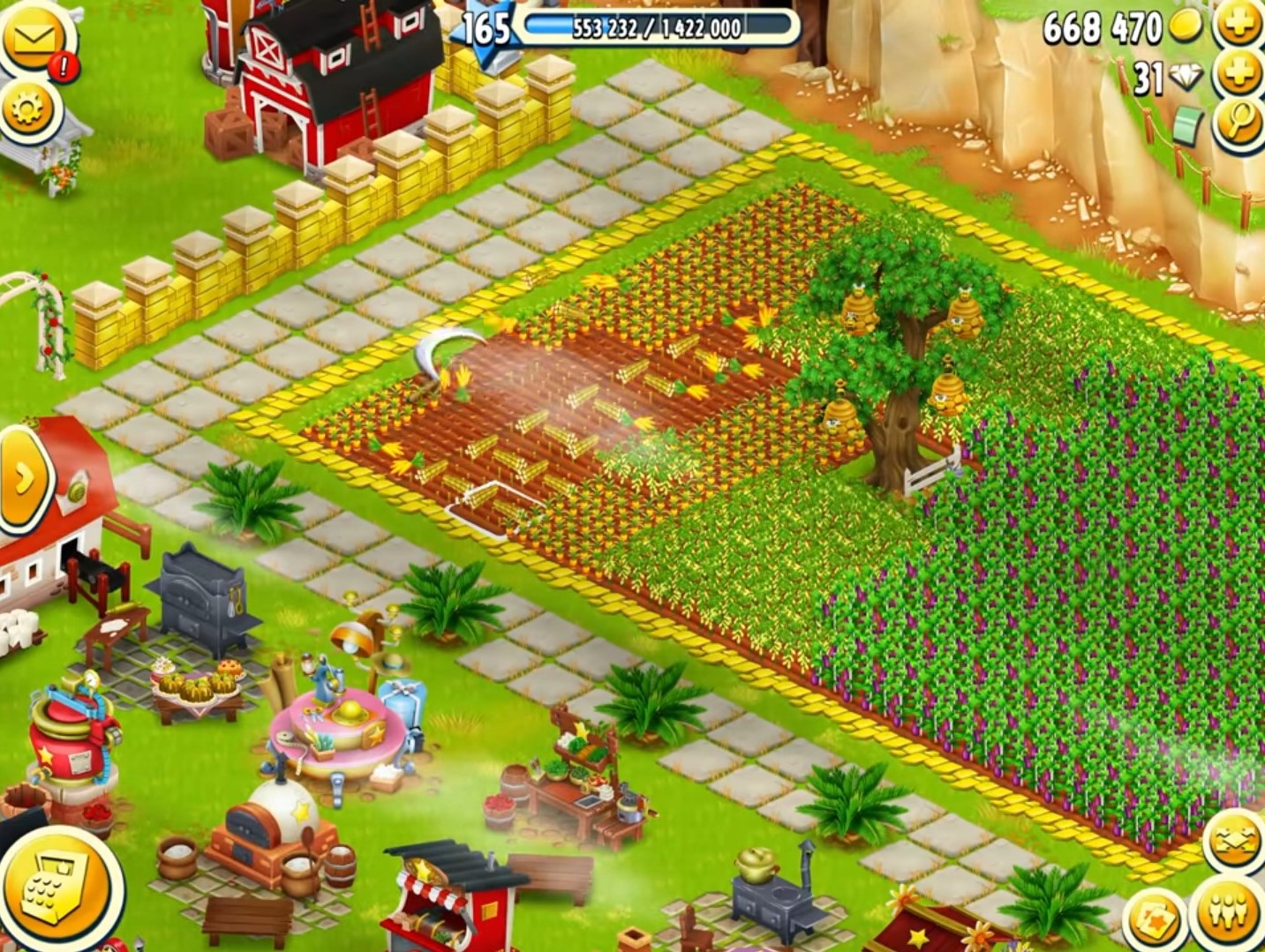 Hay Day gameplay showing farm layout with crops and buildings