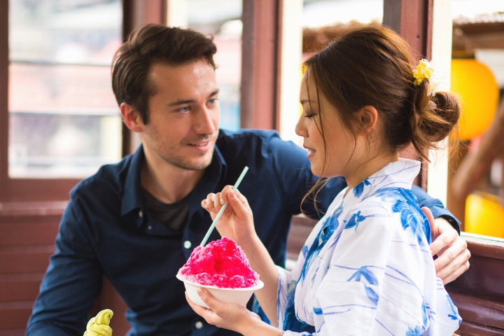 Ngoại quốc cặp đôi hẹn hò