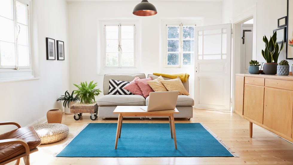 Standard Cleaning - Bright living room