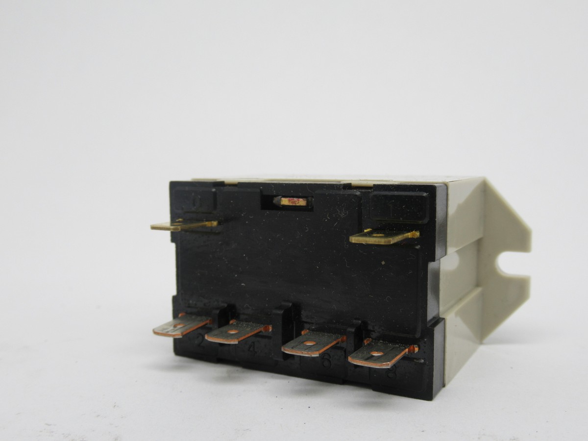4-channel relay module with electrical isolation
