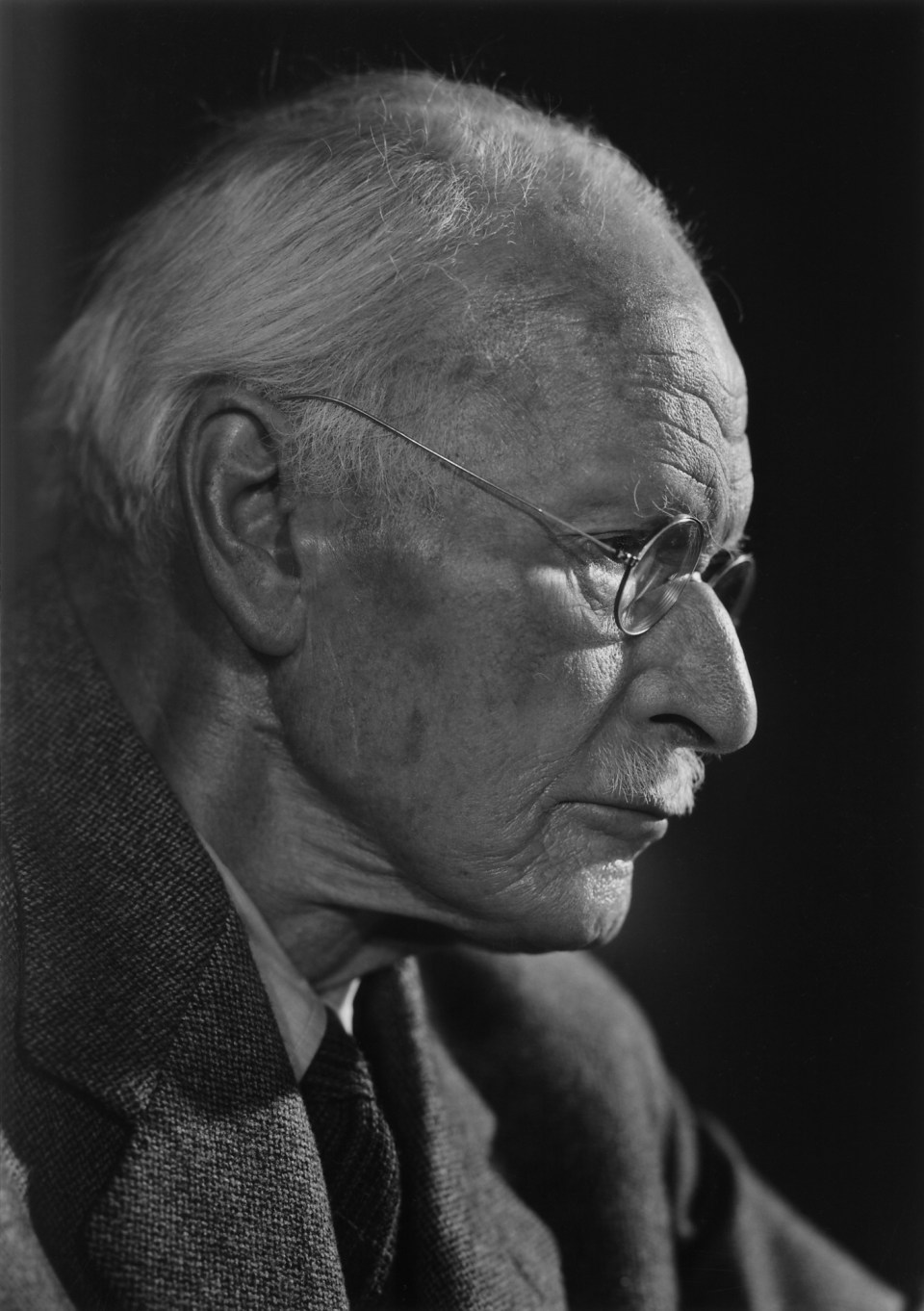 Black and white portrait of Carl Jung