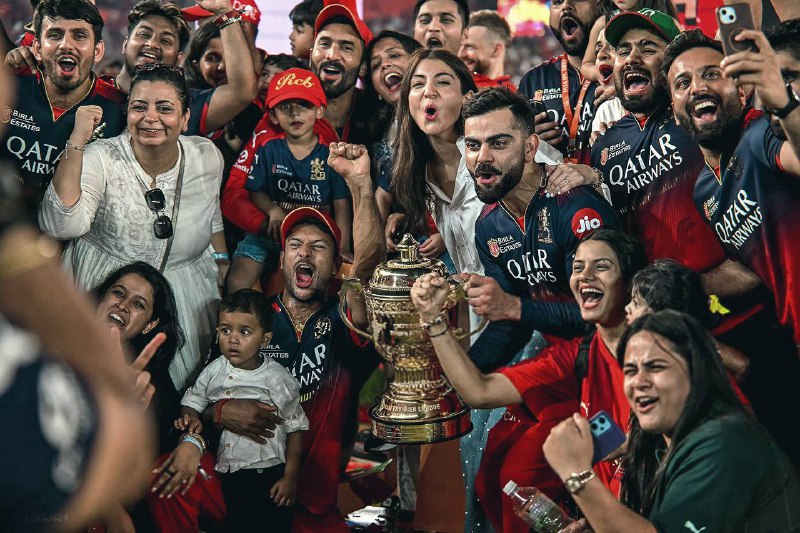 RCB Trophy Celebration