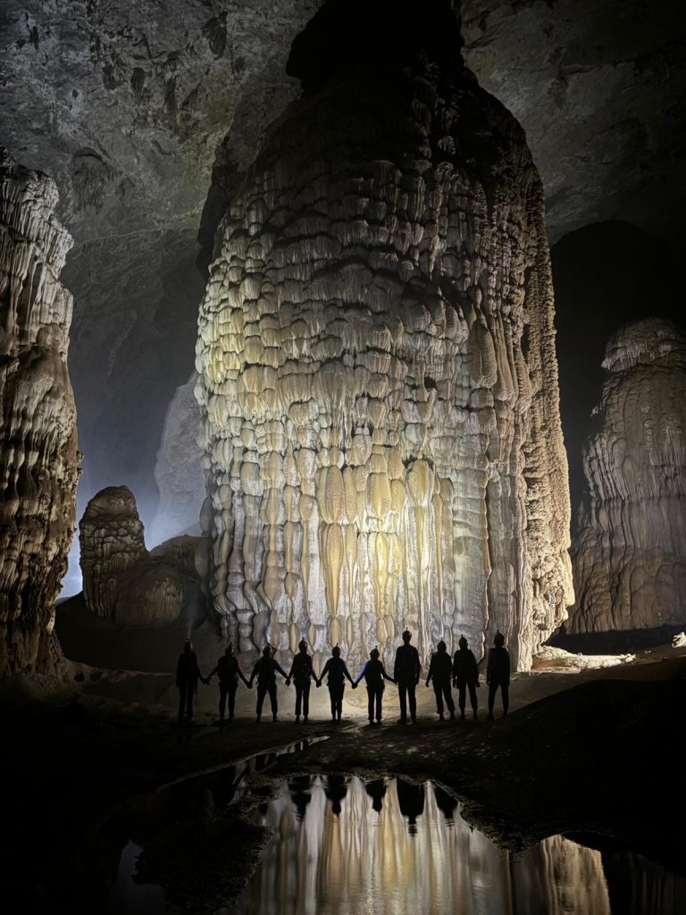 Phong Nha-Ke Bang National Park featuring Son Doong cave