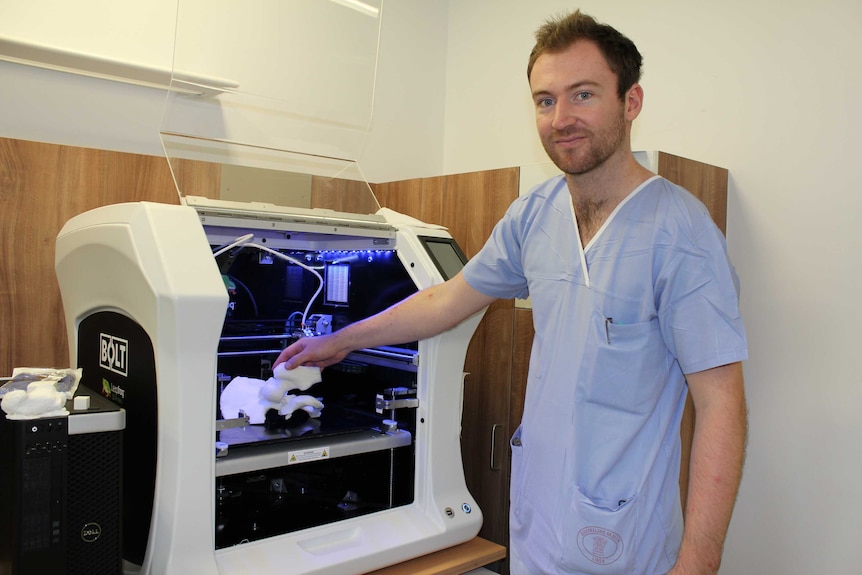 3D printer operating in a hospital environment