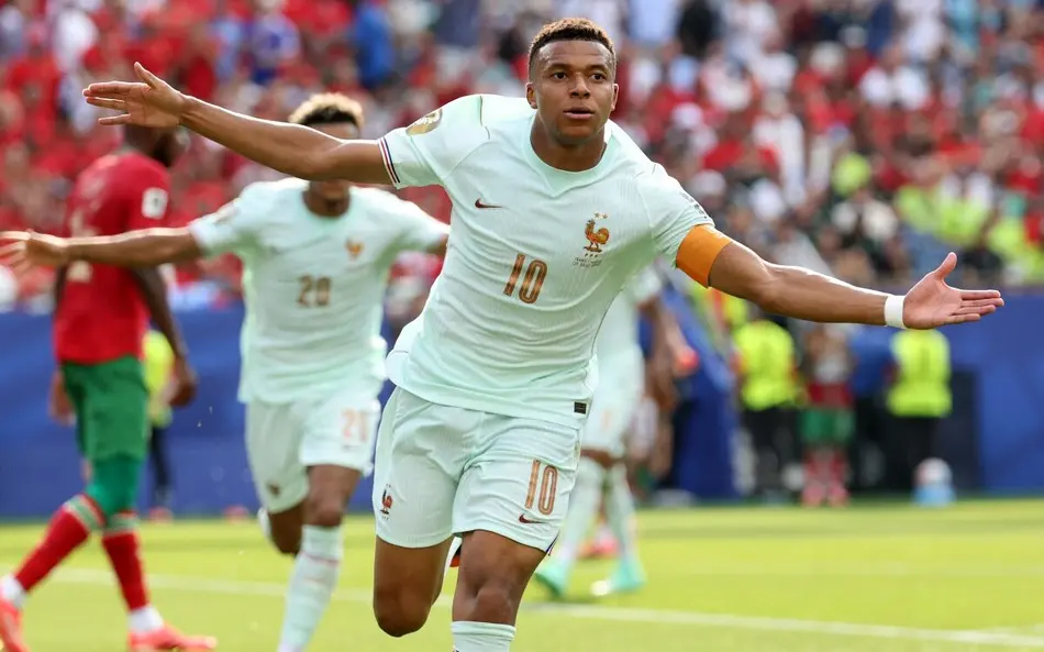 Kylian Mbappé comemora gol pela França na Copa do Mundo 2026