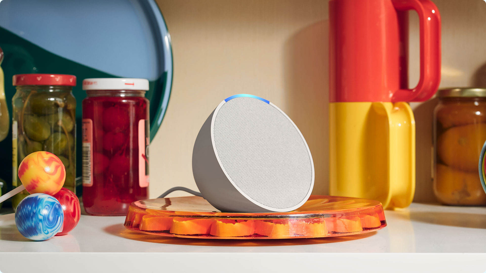 Echo Pop em ambiente doméstico