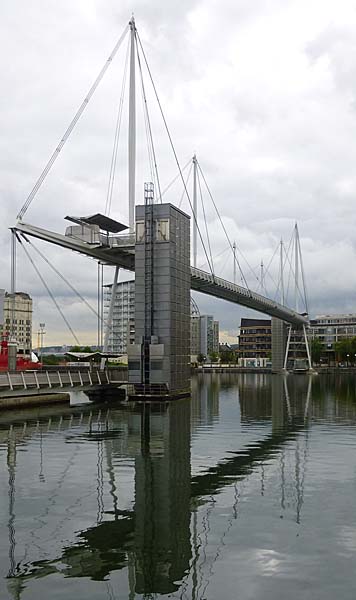 Royal Victoria Dock híd Londonban
