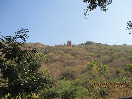 Machla Magra hilltop view