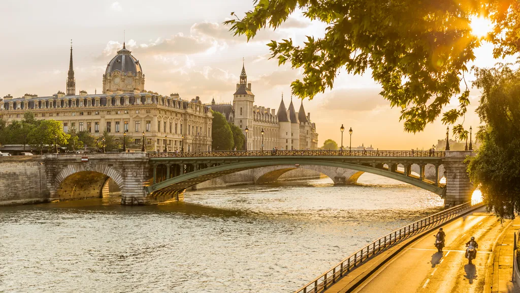 Paris
