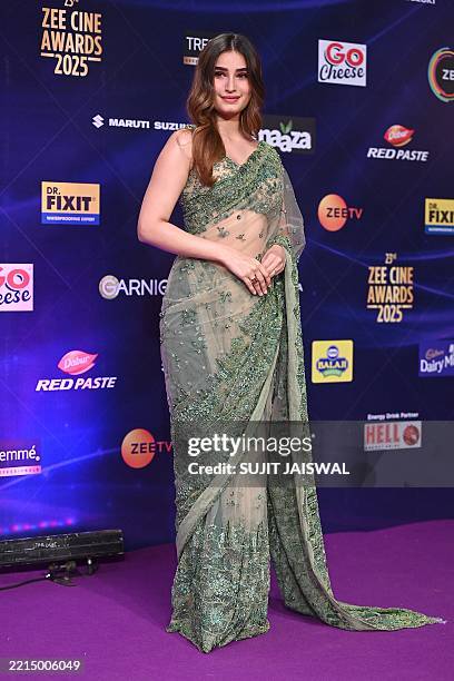 Bollywood Awards CeremonyFarrah D'Cruz,Biography,Net Worth, Parents, Age, Height, Career, Kids, Spouse, YouTube