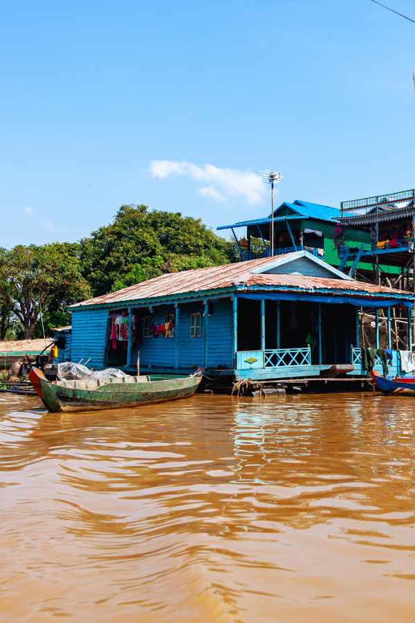 Floating village homes on Tonle Sap Lake in Cambodia