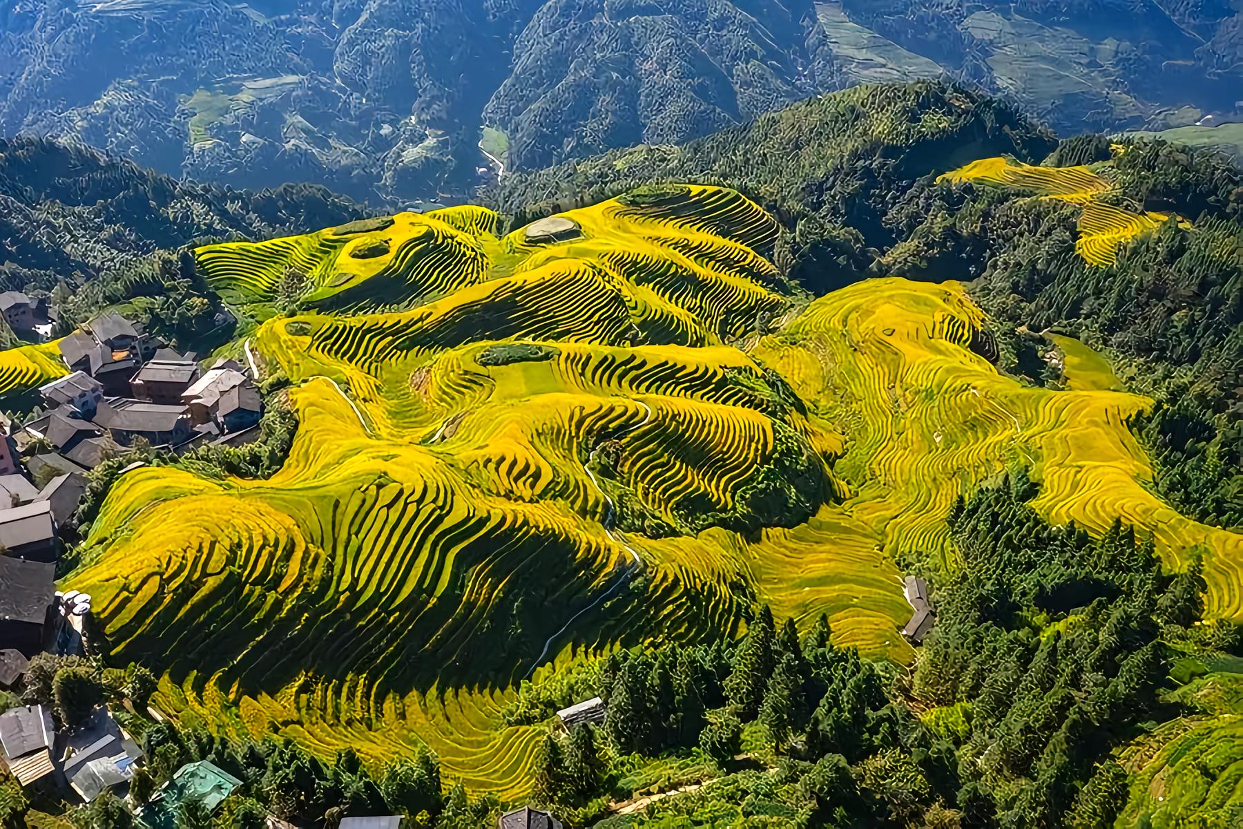 粤西沿海风光与梯田景观