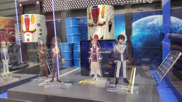 二次元周边商品展示