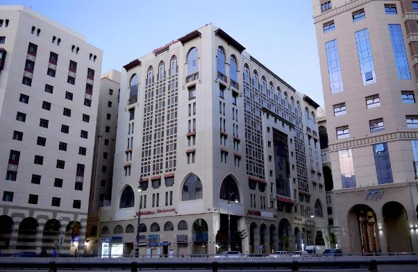 Anwar Al Madinah Movenpick hotel near Prophet Mosque plaza