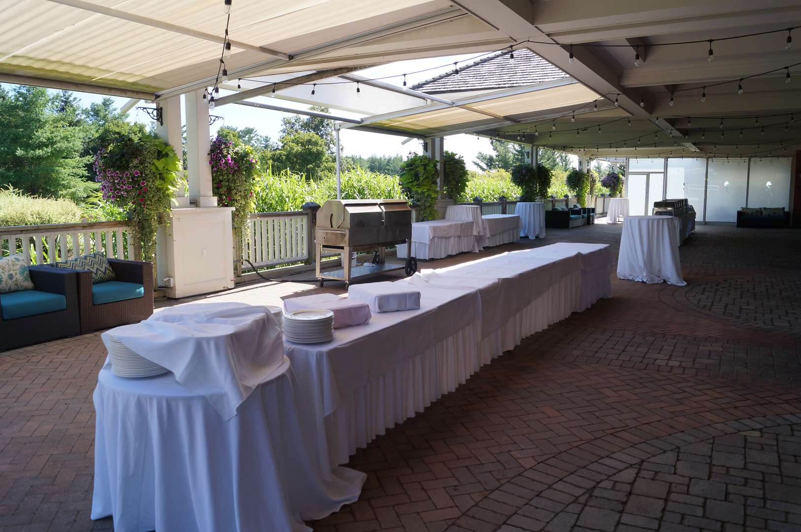 Rattlesnake Point Golf Club Milton patio event with tent