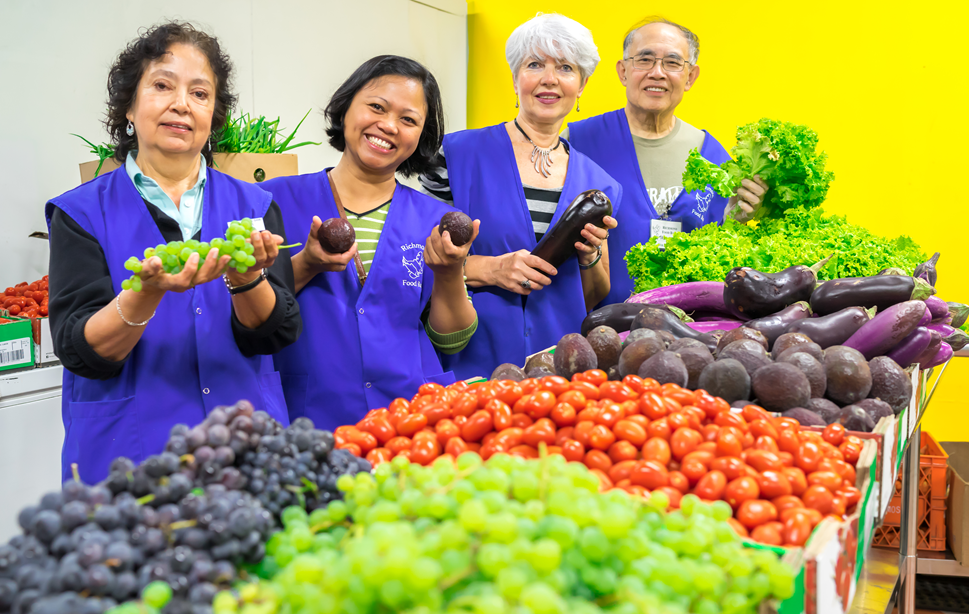 Fresh produce volunteers