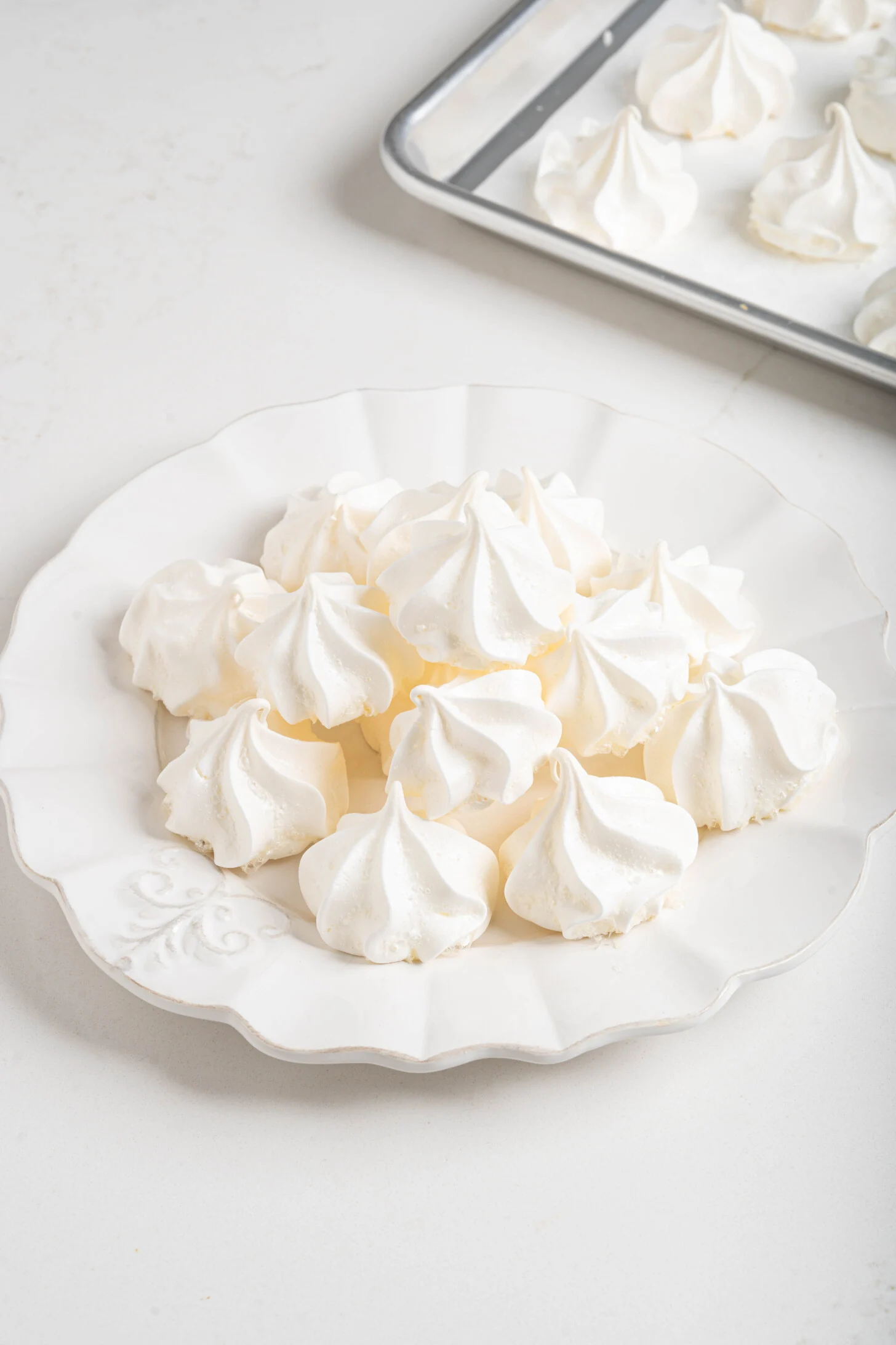 Crisp white meringue cookies