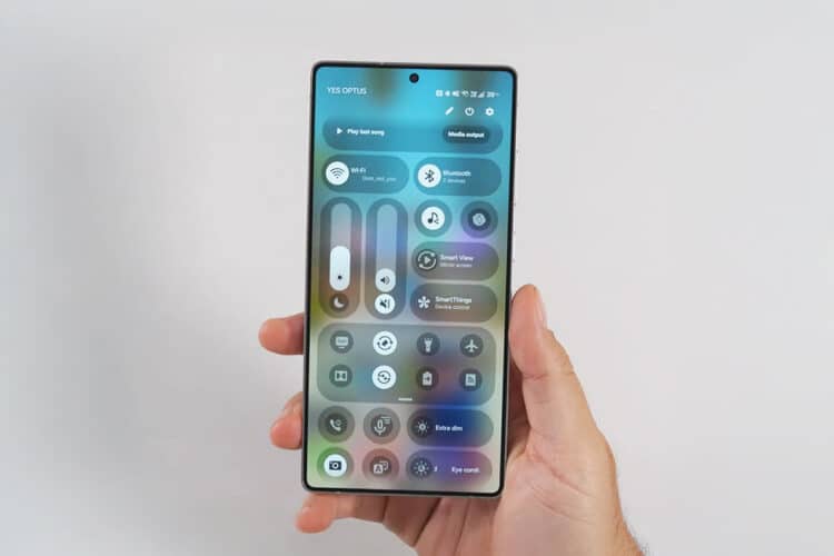 One UI 9 quick settings panel showing glassy blur effects and new control layout
