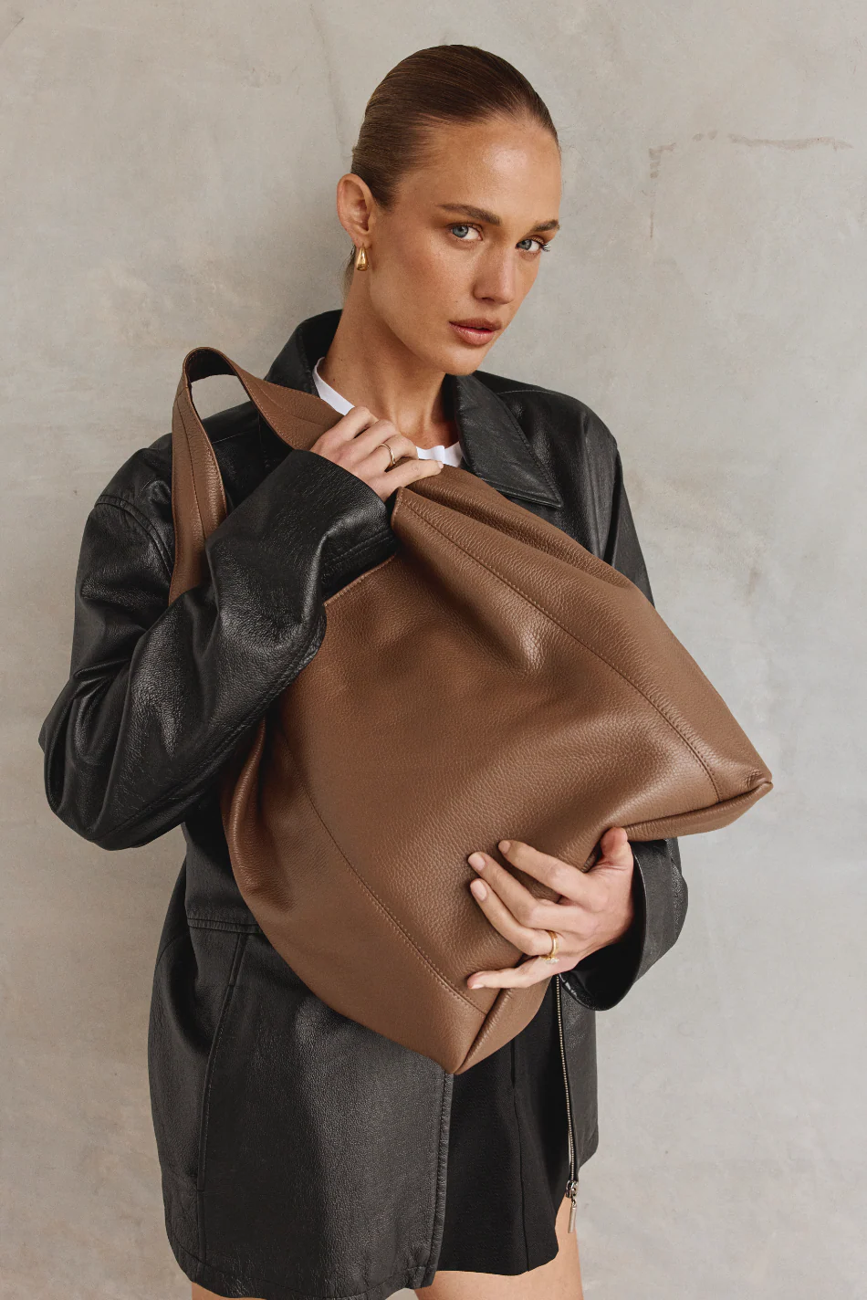 Vestirsi Brown Slouchy Hobo Leather Bag