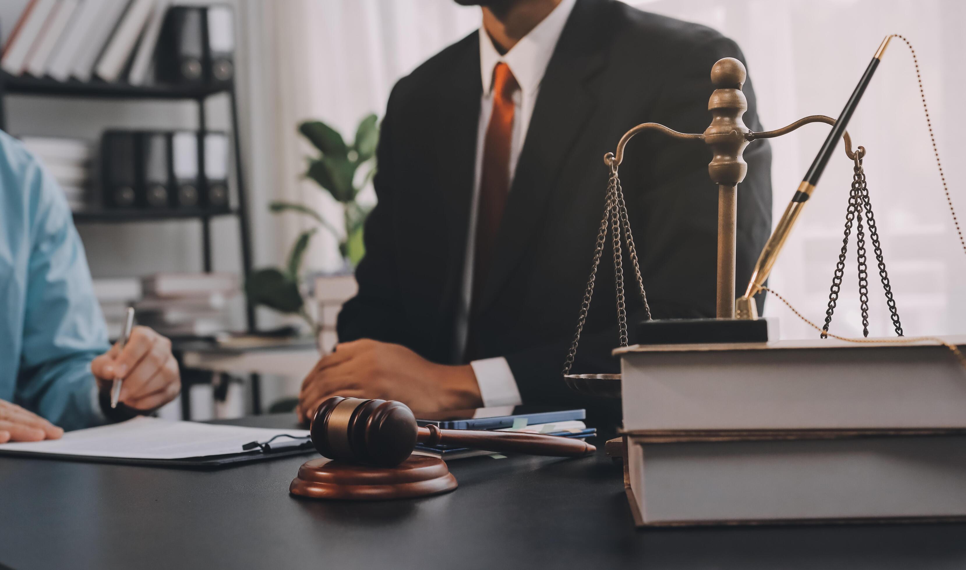 Consulta legal profesional en CGA Consulting