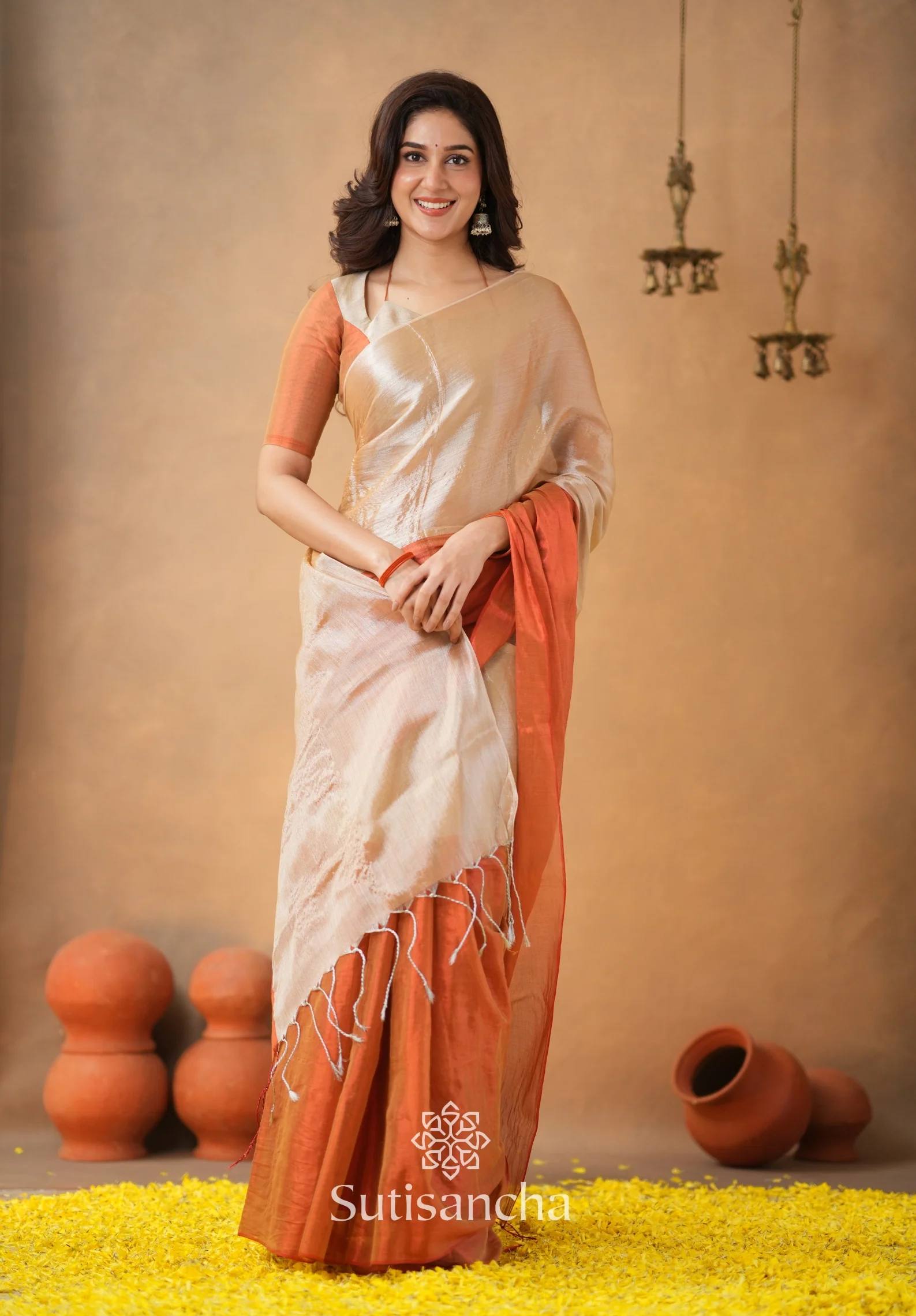 Traditional handloom weaving