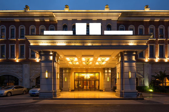 Hotel Empire Entrance