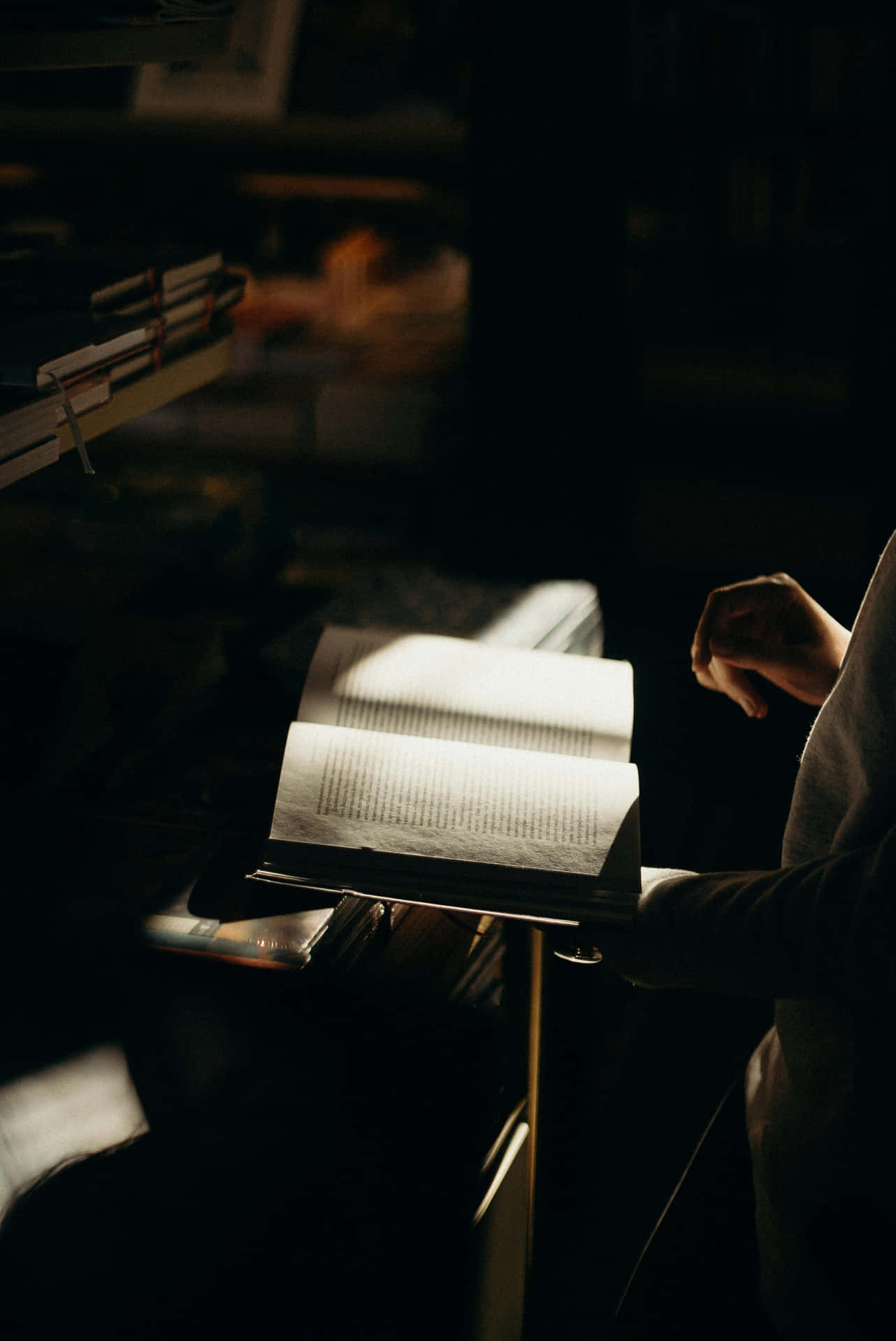 Dark Reading Aesthetic