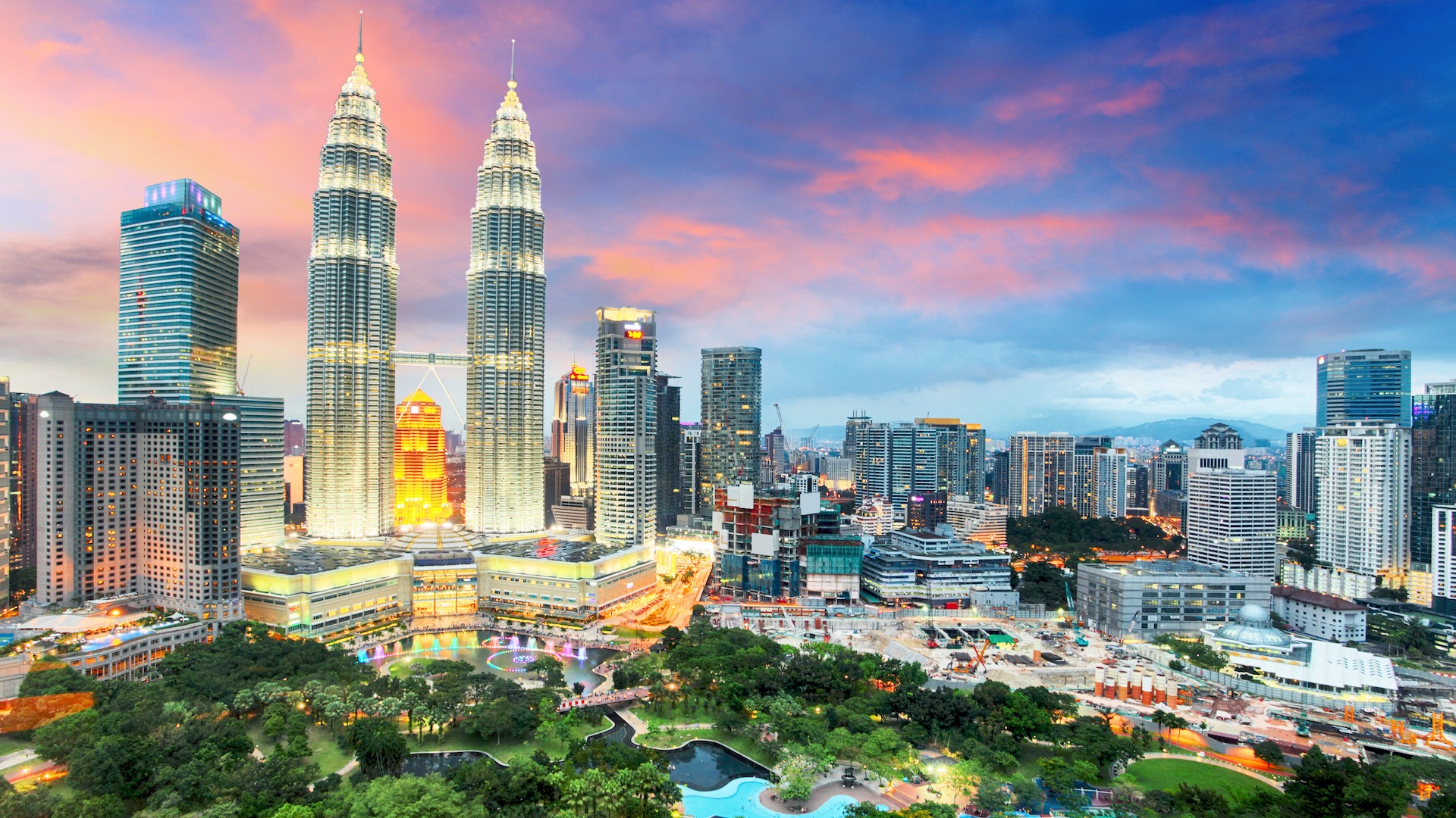 Malaysia Kuala Lumpur Tour Package - Petronas Twin Towers