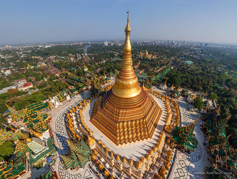 Shwedagon Pagoda Yangon