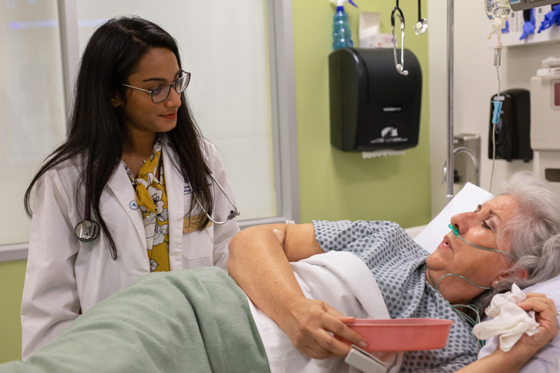 How to Become an Emergency Medicine Doctor | AUC