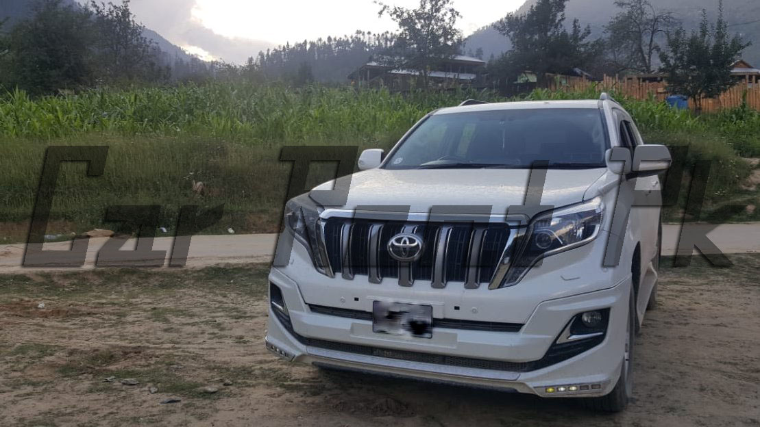 Toyota Prado TZ black SUV rental for executive northern Pakistan tours