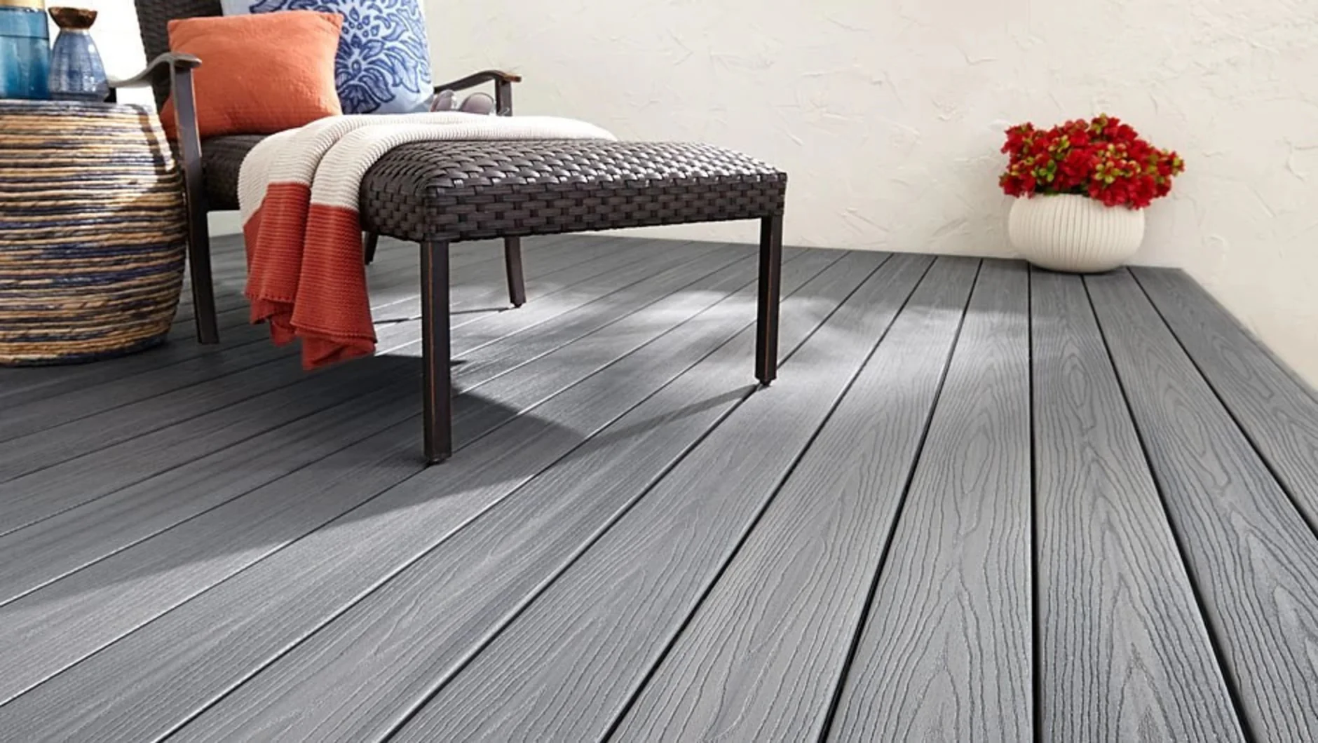 Fiberon Good Life deck lifestyle