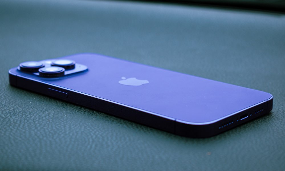 iPhone Cooling Down on Desk iPhone placed on cool surface to reduce overheating