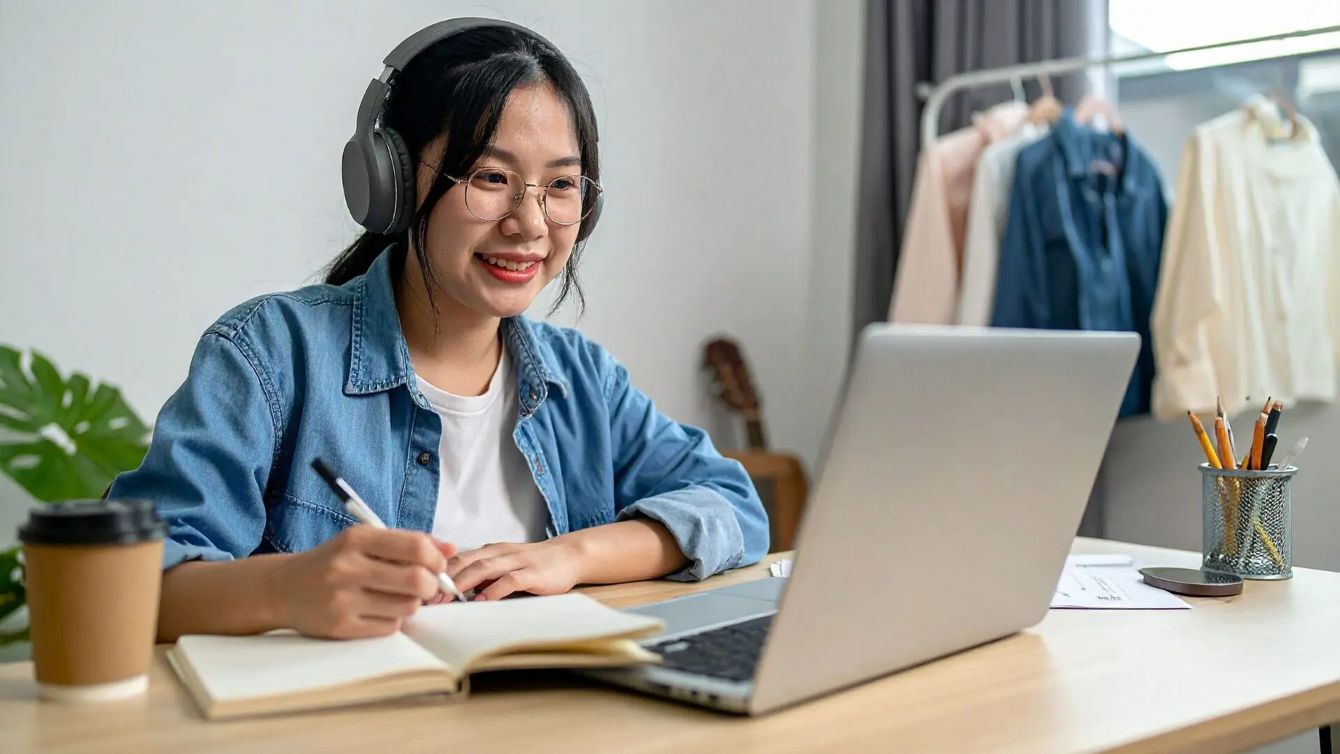15 Online Business Courses for High School Students - Immerse Education