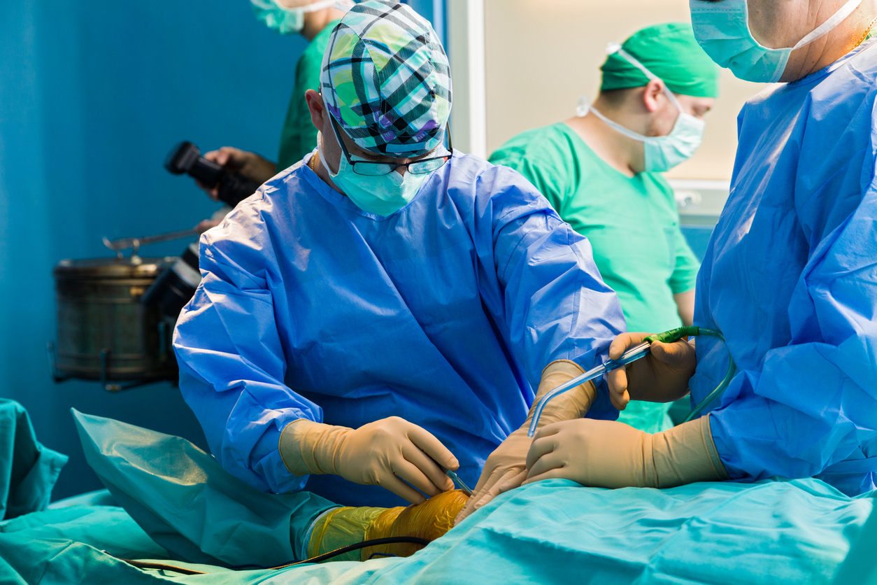 The Benefits of Seeing an Orthopedic Surgeon | Joint Replacement Institute