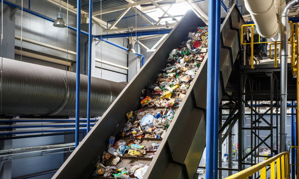 Transportband oplossingen voor recycling en afvalverwerking
