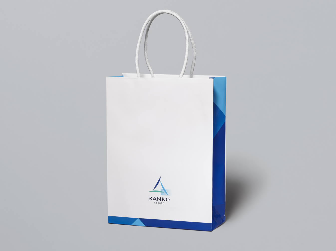 Corporate branded tote bags for employee engagement