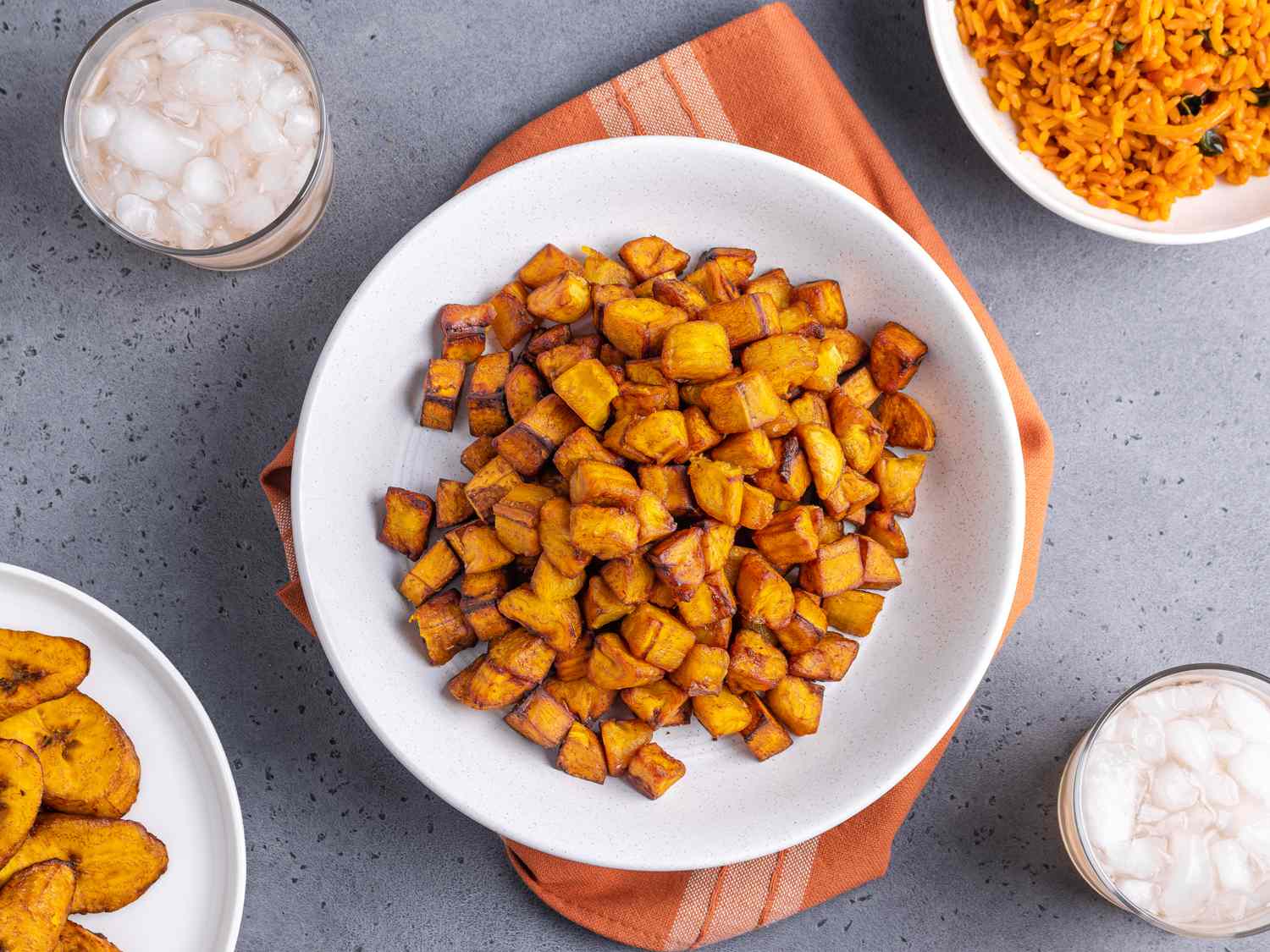Fried plantain dodo made with ripe plantain sliced and deep fried in vegetable oil until golden brown - RoyalRoom Restaurant Lagos